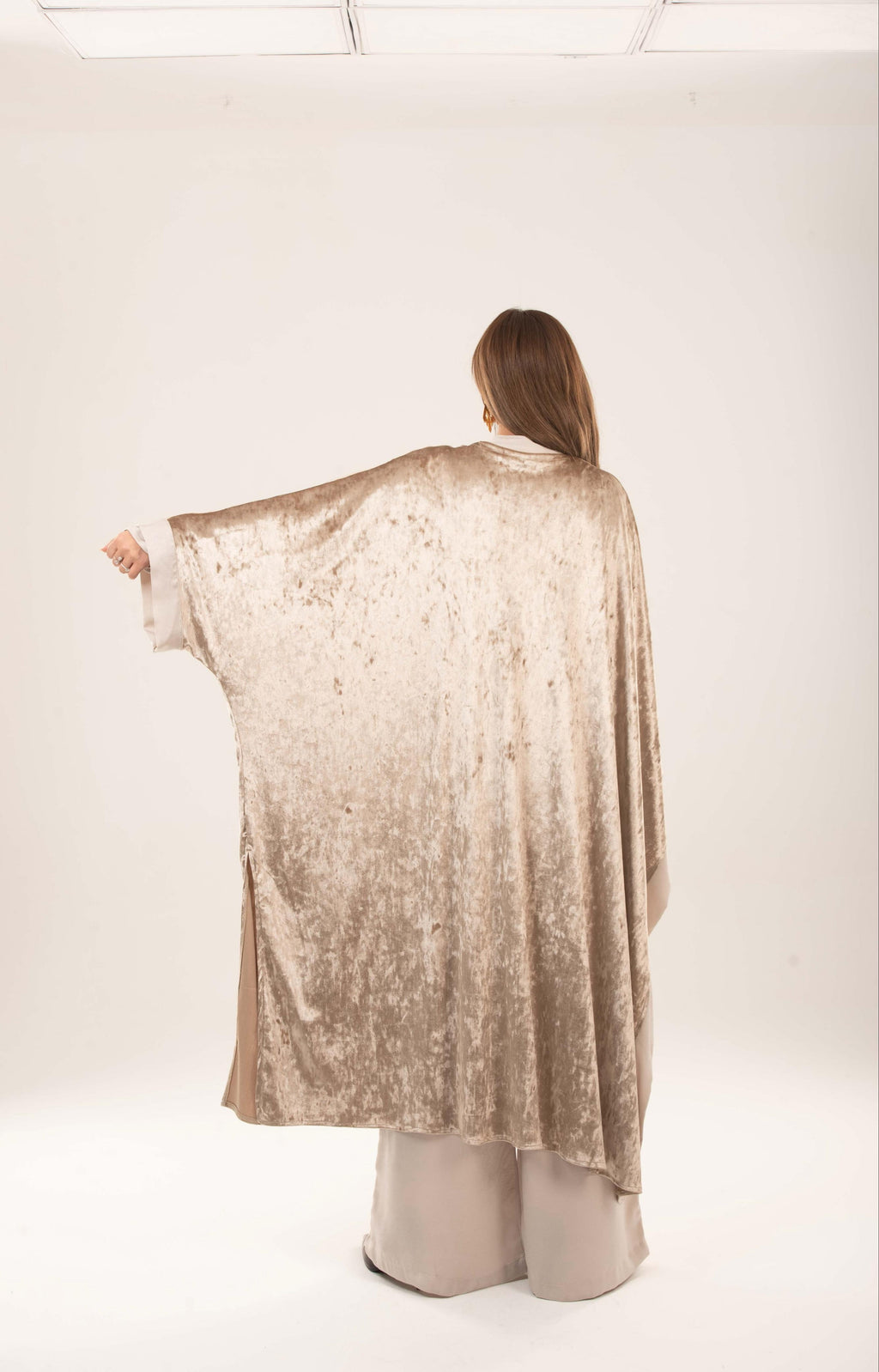 Asymmetrical velvet kimono