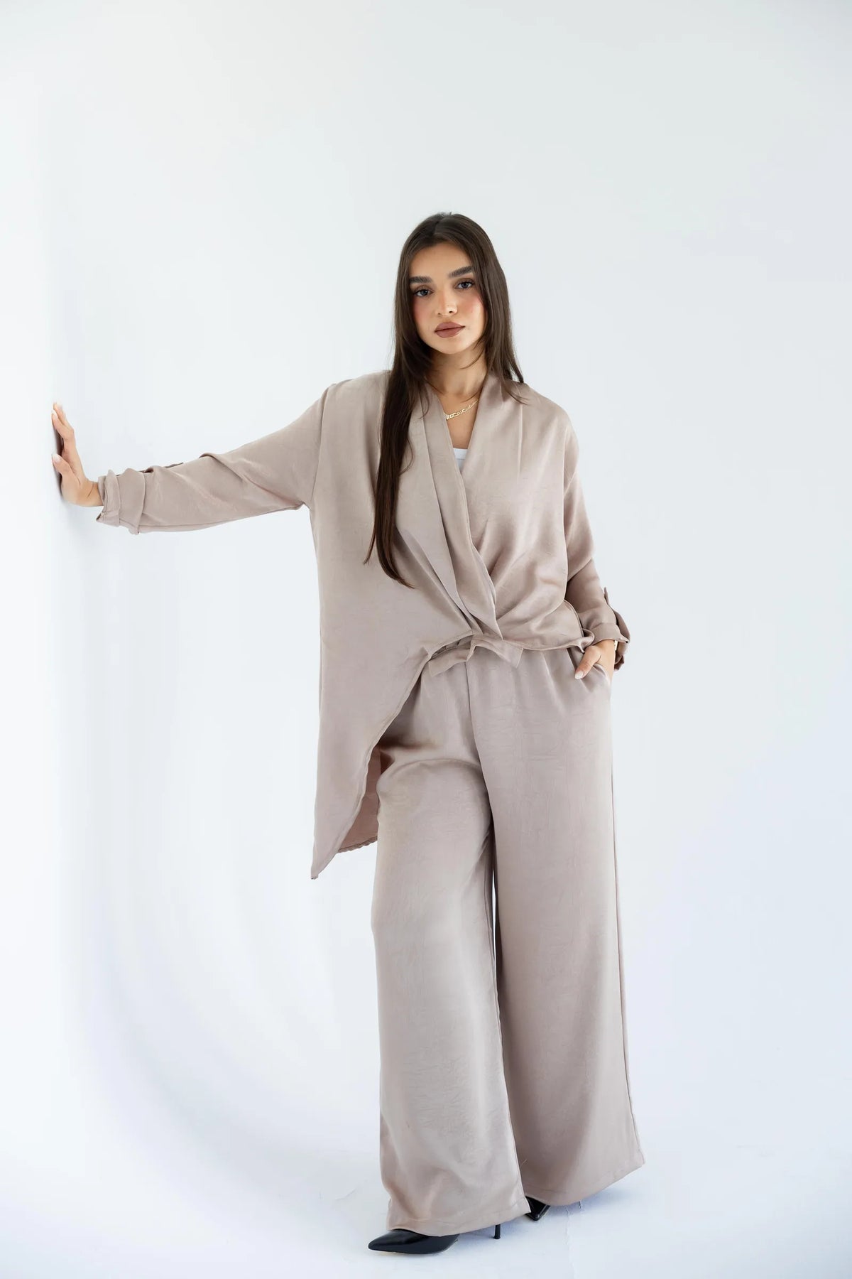 Sand beige satin set - lifestyle shot
