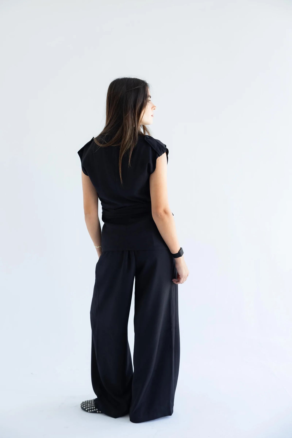 Black wrap vest set - back view